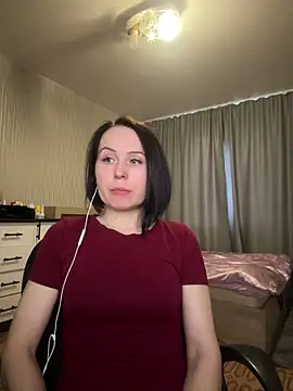 Snapshot of Hopefully_ chatting on May 22, 2026, 5:03 am Hopefully online show from May 22, 2026, 5:03 am
