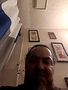 Snapshot of MrBustNut2026 chatting on April 20, 2026, 4:54 pm MrBustNut2026 online show from April 20, 2026, 4:54 pm