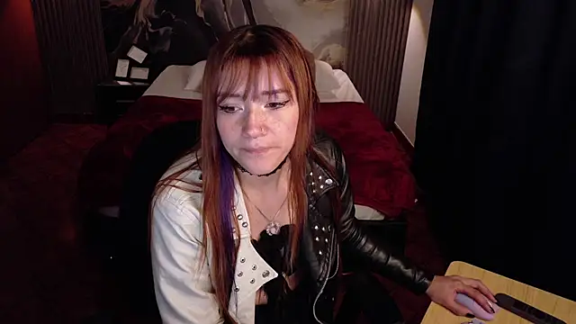 Snapshot of Emily_Cherry_ chatting on May 15, 2026, 1:51 pm Emily Cherry online show from May 15, 2026, 1:51 pm
