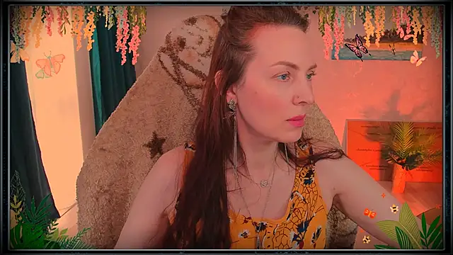 LanaRadiance online show from July 9, 2026, 12:42 pm