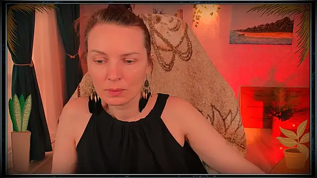 LanaRadiance online show from July 25, 2026, 3:42 pm