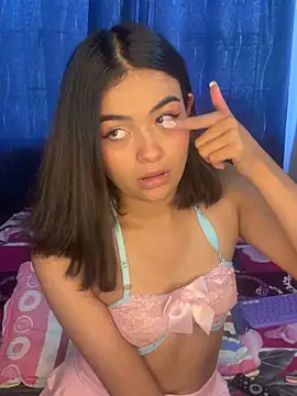 Snapshot of Megan-Moon chatting on June 10, 2026, 6:51 pm Megan-Moon online show from June 10, 2026, 6:51 pm