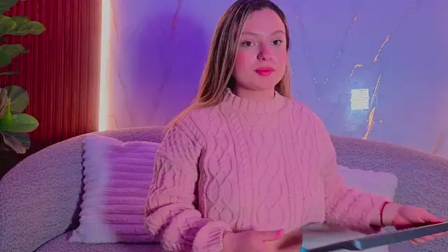 giigii hadidd online show from April 10, 2026, 12:16 am