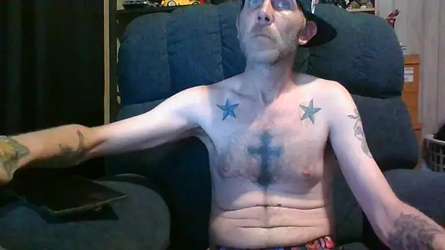 EEYORE86 online show from April 15, 2026, 12:39 am