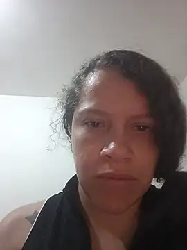 Snapshot of angelplu chatting on April 11, 2026, 12:04 am angelplu online show from April 11, 2026, 12:04 am