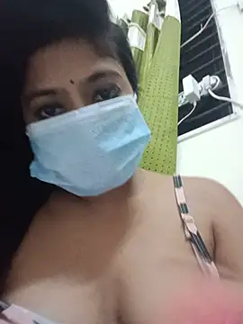 dearmona00 online show from May 31, 2026, 6:20 pm