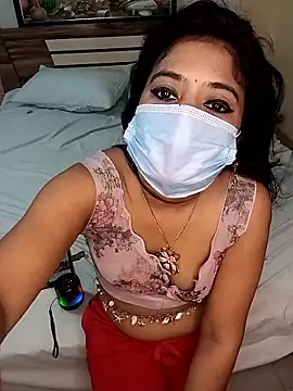 dearmona00 online show from June 22, 2026, 4:48 pm