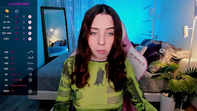 CharliGrace  online show from June 2, 2026, 8:16 am
