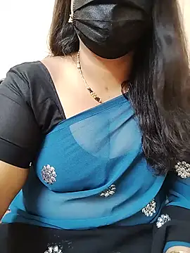 Stephaniee27 online show from May 28, 2026, 6:21 am