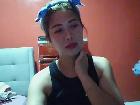Snapshot of Cutie-Smile chatting on May 8, 2026, 9:53 pm Cutie-Smile online show from May 8, 2026, 9:53 pm