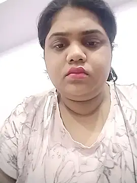 hotsilk21 online show from April 15, 2026, 3:02 am