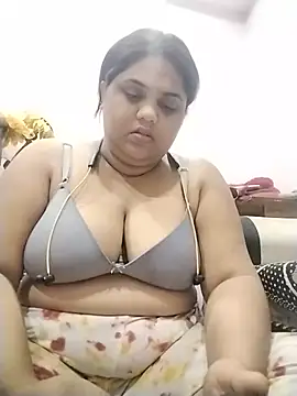 Snapshot of hotsilk21 chatting on May 24, 2026, 6:02 pm hotsilk21 online show from May 24, 2026, 6:02 pm
