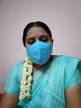 Snapshot of Tamilaunty35 chatting on June 17, 2026, 4:19 pm Tamilaunty35 online show from June 17, 2026, 4:19 pm