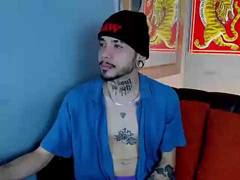 Snapshot of Murdockk chatting on April 16, 2026, 2:45 am Murdockk online show from April 16, 2026, 2:45 am