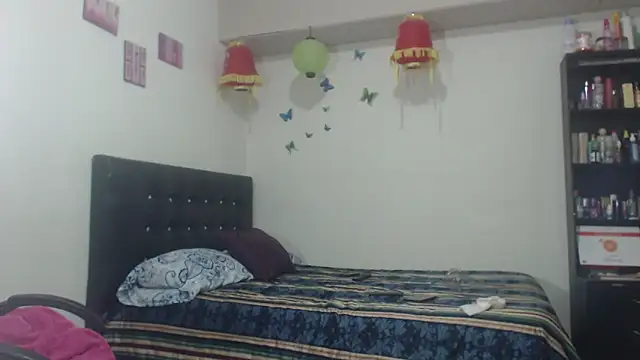 Snapshot of hotbrunettecasandra chatting on March 12, 2025, 6:44 pm hotbrunettecasandra online show from March 12, 2025, 6:44 pm