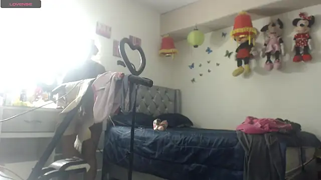 Snapshot of hotbrunettecasandra chatting on October 20, 2025, 2:17 pm hotbrunettecasandra online show from October 20, 2025, 2:17 pm