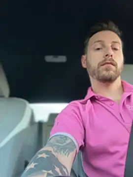 Snapshot of comegetit247 chatting on April 16, 2026, 11:00 am comegetit247 online show from April 16, 2026, 11:00 am