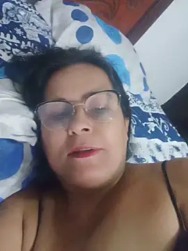 PienCanela online show from June 12, 2026, 11:53 am