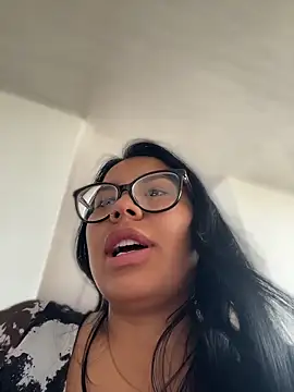Snapshot of Iam-sophia27 chatting on June 5, 2026, 3:29 pm Iam-sophia27 online show from June 5, 2026, 3:29 pm