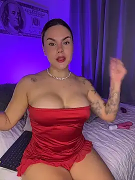 Snapshot of TinaMercier chatting on July 1, 2026, 11:26 pm TinaMercier online show from July 1, 2026, 11:26 pm