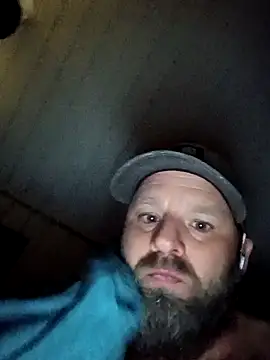 awagner1983 online show from April 11, 2026, 9:02 am