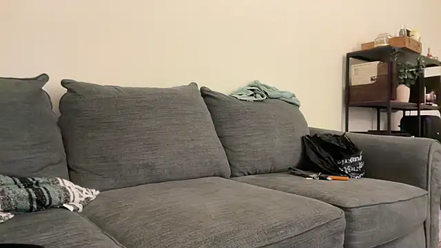 Snapshot of tinyterrors chatting on April 16, 2026, 8:26 am tinyterrors online show from April 16, 2026, 8:26 am