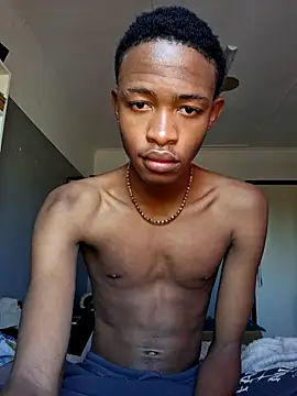 youngAndReckles online show from August 4, 2026, 7:33 am