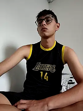 Camilo hot21 online show from April 27, 2026, 8:07 pm