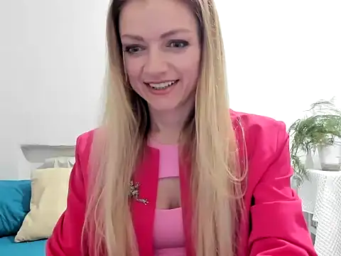 Snapshot of Severina7 chatting on May 13, 2026, 8:49 pm Severina7 online show from May 13, 2026, 8:49 pm
