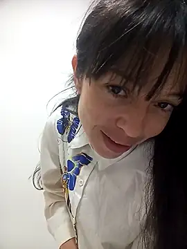 dulce loba online show from April 22, 2026, 3:13 pm