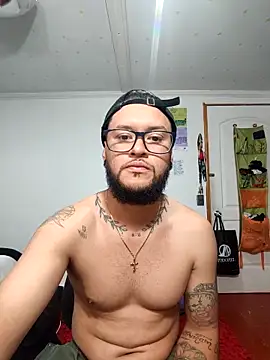 ivandarkc online show from April 13, 2026, 2:39 am