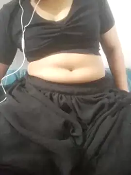 Anglebeb69 online show from April 24, 2026, 7:11 am