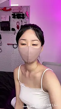 Snapshot of gumi_0418 chatting on May 6, 2026, 10:59 pm gumi 0418 online show from May 6, 2026, 10:59 pm