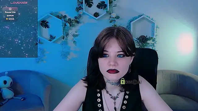 Snapshot of nikki_kiss_ chatting on June 19, 2026, 8:29 am nikki kiss online show from June 19, 2026, 8:29 am