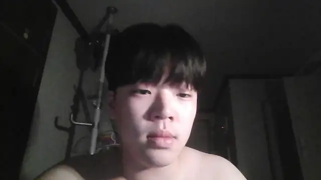 Snapshot of reogjdossw chatting on April 13, 2026, 3:06 pm reogjdossw online show from April 13, 2026, 3:06 pm