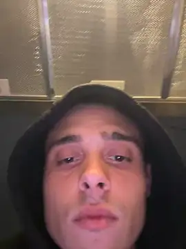 Snapshot of nottetempo chatting on April 13, 2026, 5:07 pm nottetempo online show from April 13, 2026, 5:07 pm