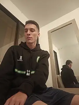 Snapshot of Danny_Farret chatting on April 15, 2026, 2:07 am Danny Farret online show from April 15, 2026, 2:07 am