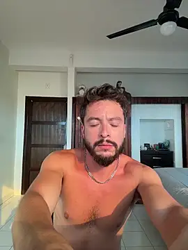 D0RAD0 online show from April 13, 2026, 11:32 pm