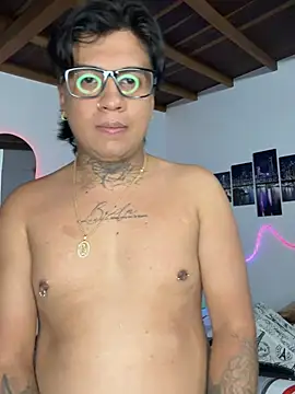 Snapshot of winniepooh_69 chatting on April 14, 2026, 4:40 am winniepooh 69 online show from April 14, 2026, 4:40 am