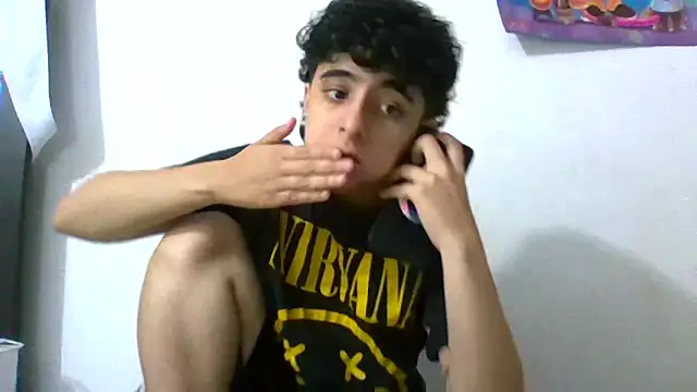 Snapshot of LatinHeatX22 chatting on June 12, 2026, 9:46 pm LatinHeatX22 online show from June 12, 2026, 9:46 pm
