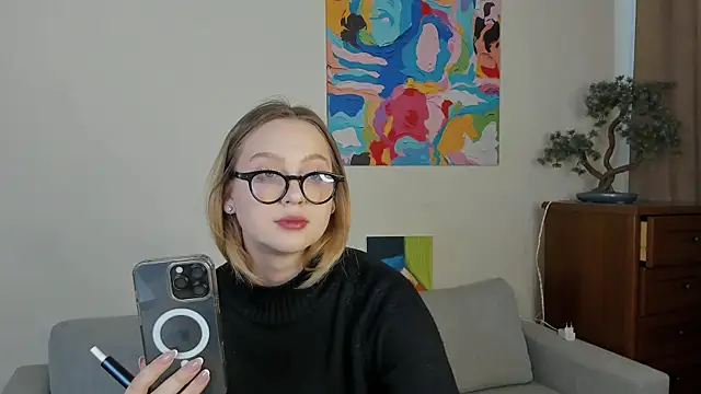 joana beatris online show from May 1, 2026, 12:54 pm