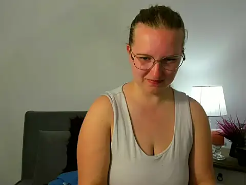 Snapshot of RoseTeacherX chatting on April 29, 2026, 5:30 pm RoseTeacherX online show from April 29, 2026, 5:30 pm