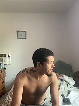 irakyhernadez online show from April 21, 2026, 4:23 pm