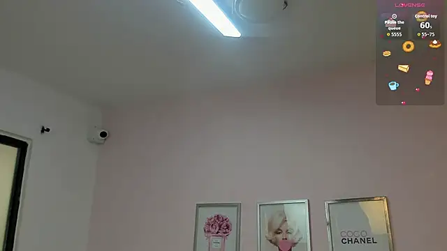 KimberlyBoonee online show from June 15, 2026, 7:38 pm