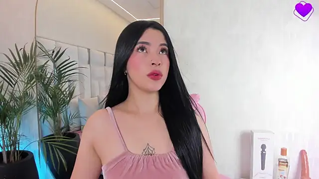 Snapshot of imnikaa_ chatting on June 2, 2026, 1:13 pm imnikaa online show from June 2, 2026, 1:13 pm