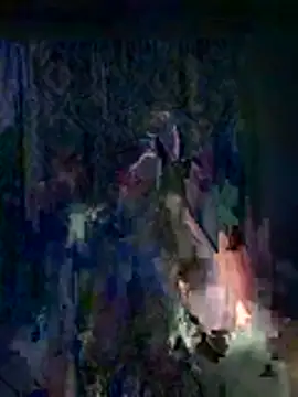 Snapshot of Rainluvv chatting on April 15, 2026, 1:01 am Rainluvv online show from April 15, 2026, 1:01 am