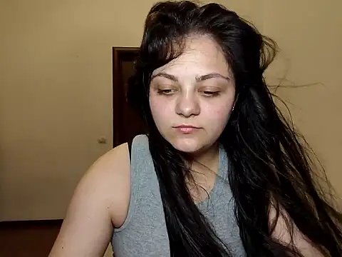 Snapshot of _Mikky_lil_ chatting on July 1, 2026, 8:19 pm Mikky lil online show from July 1, 2026, 8:19 pm