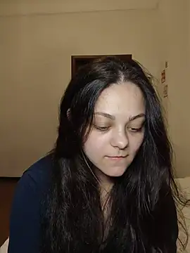 Snapshot of _Mikky_lil_ chatting on July 4, 2026, 8:15 pm Mikky lil online show from July 4, 2026, 8:15 pm