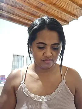 Ayla Phone online show from April 29, 2026, 3:54 am