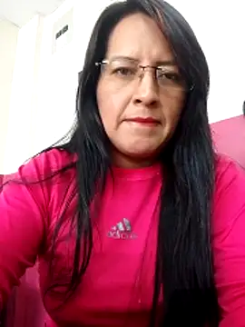 Snapshot of Gaby_lulu chatting on May 5, 2026, 6:05 pm Gaby lulu online show from May 5, 2026, 6:05 pm
